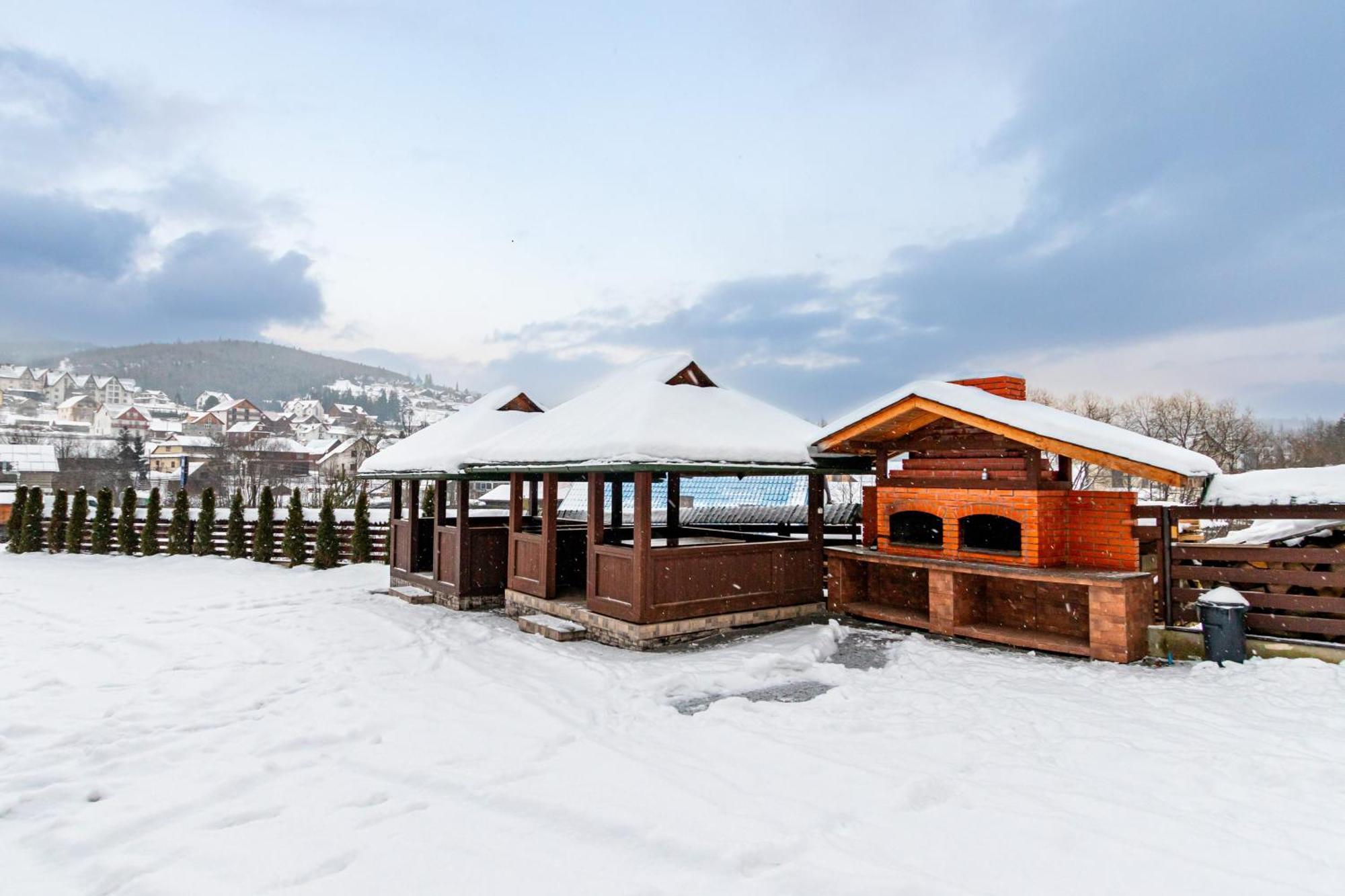 La Кrechunu Hotel Bukovel Bagian luar foto